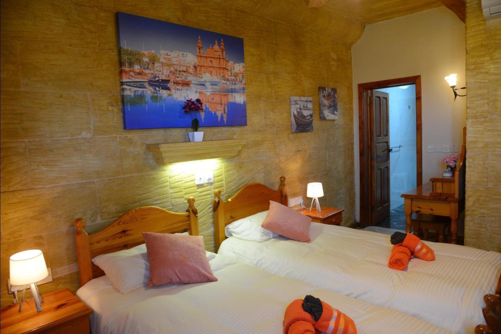 Ta' Nikola Farmhouse, Xagħra Buitenkant foto